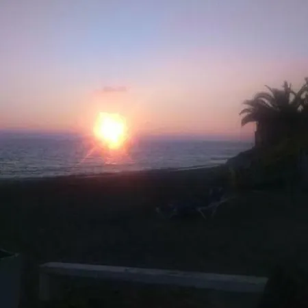 Casa Soleada - Beautiful Villa, Corner By Pools, Facilities,full Kitchen, 3 Terraces, Internet Marbella